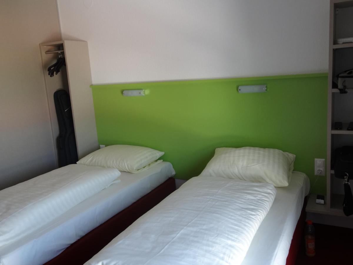Hotel Wirt Im Feld