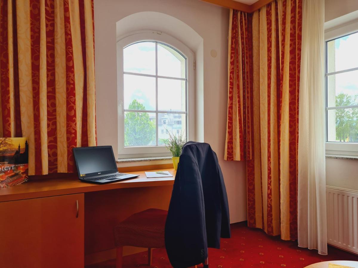 Hotel Wirt Im Feld